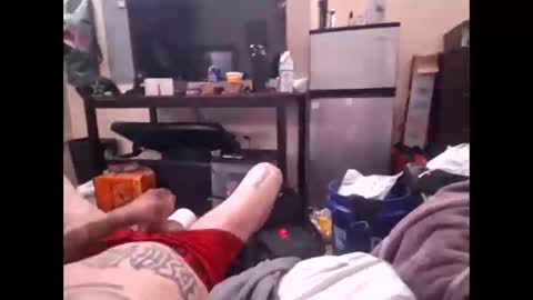 gnasty83 online show from November 24, 3:39 am