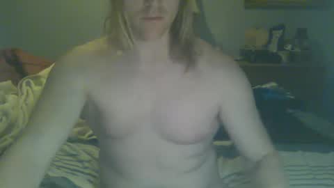 Snapshot of gnger31foru chatting on January 4, 2:25 am Steven Meadow online show from January 4, 2:25 am