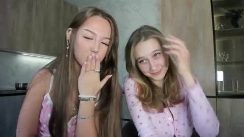 Lina online show from October 19, 8:37 am