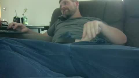 Snapshot of goantroo99 chatting on March 3, 6:47 pm goantroo99 online show from March 3, 6:47 pm