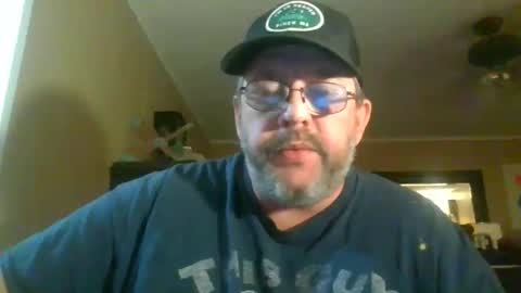 IDKIDCIDGAF online show from November 19, 1:27 am