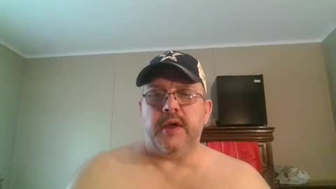 IDKIDCIDGAF online show from April 10, 7:07 pm