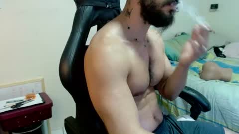 god hunkules online show from July 18, 4:55 pm