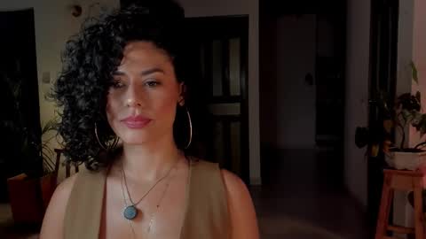 Snapshot of goddes_helena chatting on February 2, 12:31 am Elena online show from February 2, 12:31 am