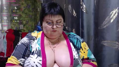 Snapshot of goddess57 chatting on October 17, 10:07 am Goddess online show from October 17, 10:07 am