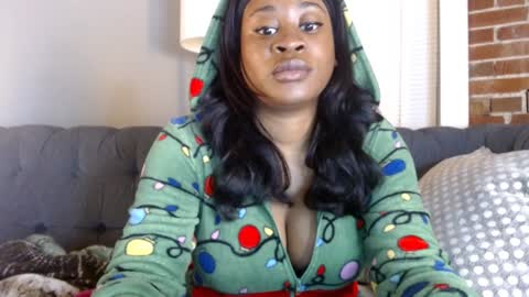 Snapshot of goddess_aaliyah chatting on January 20, 12:18 pm goddess_aaliyah online show from January 20, 12:18 pm