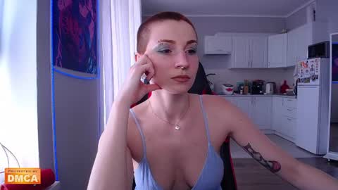 Elpis Foxter online show from June 30, 9:54 am