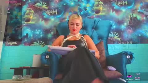 Mrs. Isabella online show from October 13, 4:12 am