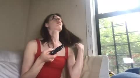 goddess_larz online show from June 14, 10:45 pm