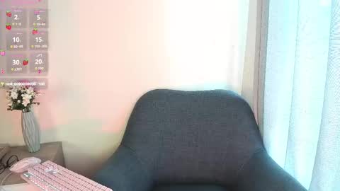 Snapshot of goddess_martina chatting on October 2, 7:10 pm M A R T I N A  online show from October 2, 7:10 pm