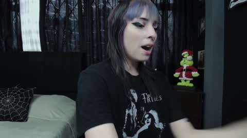 Snapshot of goddess_mortem chatting on December 8, 10:03 pm Mortem model independientfollow me on my telegram channel online show from December 8, 10:03 pm