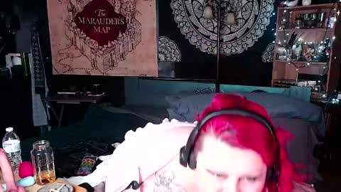 Snapshot of goddesscassbbw chatting on March 30, 5:19 am GoddessCassBBW online show from March 30, 5:19 am