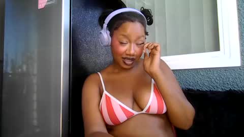 Goddess Daisy Sky online show from July 31, 12:10 am