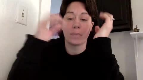 Snapshot of goddessjaylastar chatting on December 1, 2:00 pm GoddessJayla Star online show from December 1, 2:00 pm