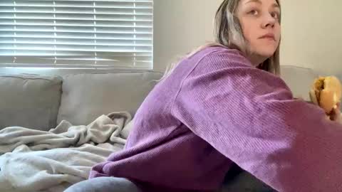 Snapshot of goddessmayvn chatting on April 30, 2:23 pm GoddessMayvn online show from April 30, 2:23 pm
