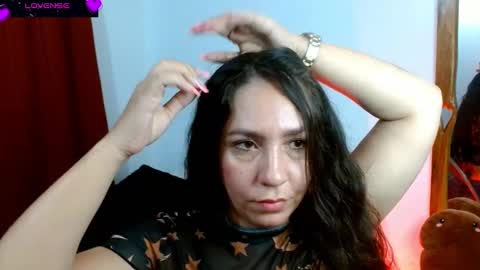  Naih Reyes online show from February 25, 2:14 am