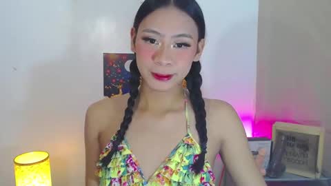 Kyla and Nian online show from November 24, 10:26 am