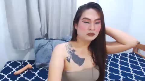 QUEEN JANE online show from November 9, 12:14 pm