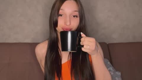 Snapshot of goddesssooul chatting on January 8, 2:36 am goddesssooul online show from January 8, 2:36 am