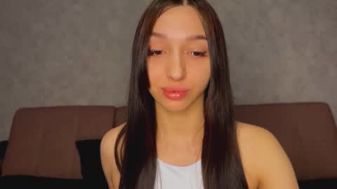 Snapshot of goddesssooul chatting on January 13, 1:33 am goddesssooul online show from January 13, 1:33 am