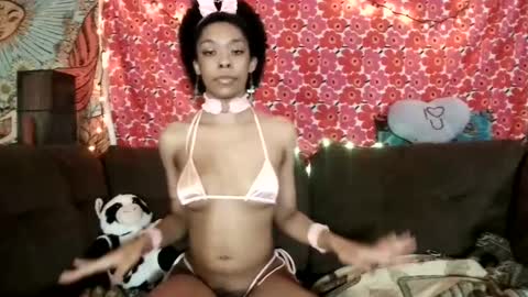 Snapshot of godispleasure chatting on October 18, 3:20 am goddess of pleasure online show from October 18, 3:20 am