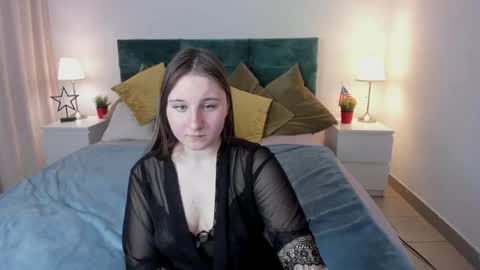 gohardmily online show from April 22, 8:06 am