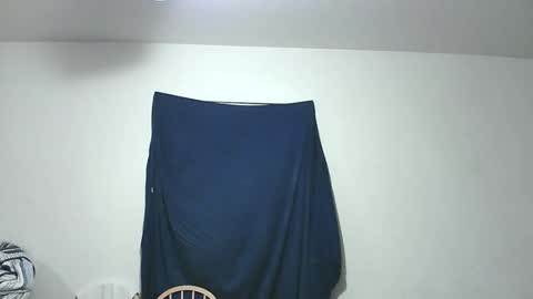 goinwild8900 online show from December 5, 7:39 am