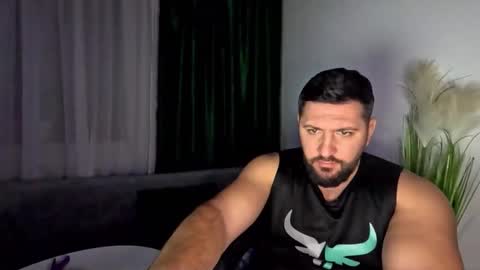 gold_alpha_boy online show from January 16, 11:09 pm