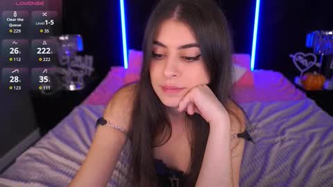 GoldBabyS online show from November 13, 5:45 pm