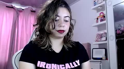 golden_gingerkitty online show from February 24, 2:15 pm