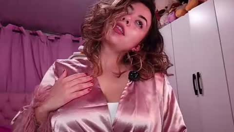 golden_gingerkitty online show from August 2, 12:42 am