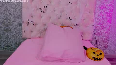 golden girl   online show from November 5, 2:00 am