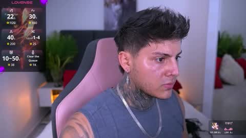 Snapshot of goldenatlasx chatting on March 3, 10:15 pm goldenatlasx online show from March 3, 10:15 pm