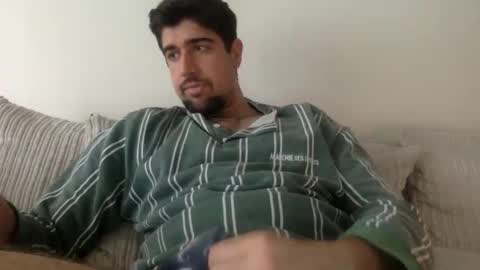 Golden-Glove online show from April 17, 9:23 am