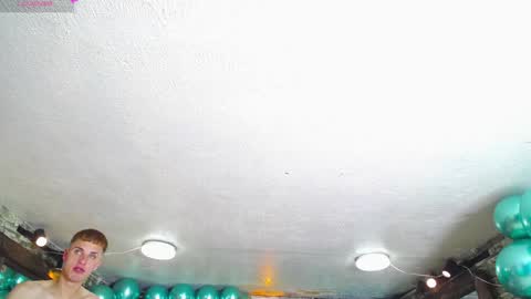 Snapshot of goldenjoi chatting on January 31, 3:44 pm GOLDENJOI online show from January 31, 3:44 pm