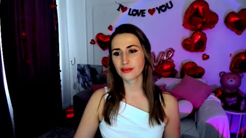 Snapshot of goldenlighte chatting on February 3, 11:37 am Olivia online show from February 3, 11:37 am