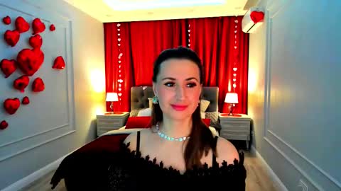 Snapshot of goldenlighte chatting on February 12, 2:39 am Olivia online show from February 12, 2:39 am