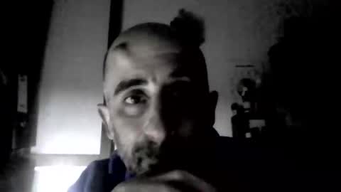 Snapshot of goldenmasculine chatting on February 23, 4:59 pm goldenmasculine online show from February 23, 4:59 pm
