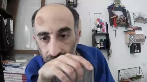 Snapshot of goldenmasculine chatting on April 25, 8:39 am goldenmasculine online show from April 25, 8:39 am