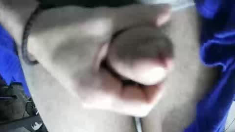 Snapshot of goldenmasculine chatting on April 25, 1:41 pm goldenmasculine online show from April 25, 1:41 pm