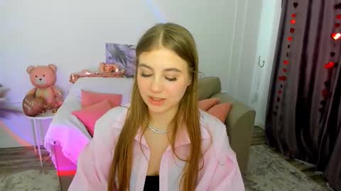 Snapshot of goldenmirage chatting on February 27, 1:11 pm goldenmirage online show from February 27, 1:11 pm