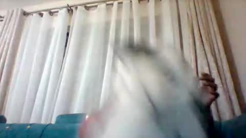 Snapshot of goldenmusexo chatting on April 8, 3:56 pm goldenmusexo online show from April 8, 3:56 pm