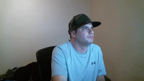 Snapshot of goleafzgo chatting on January 15, 10:46 pm goleafzgo online show from January 15, 10:46 pm