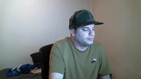 Snapshot of goleafzgo chatting on February 24, 2:09 am goleafzgo online show from February 24, 2:09 am