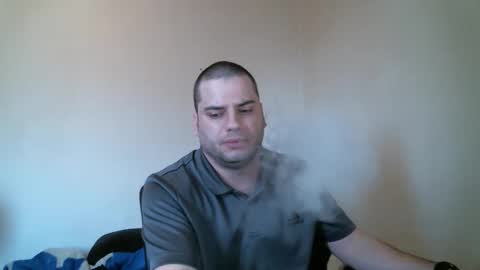 Snapshot of goleafzgo chatting on March 27, 7:24 pm goleafzgo online show from March 27, 7:24 pm