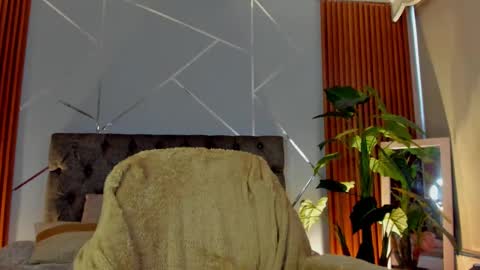 gomez420sofi online show from January 28, 4:30 pm