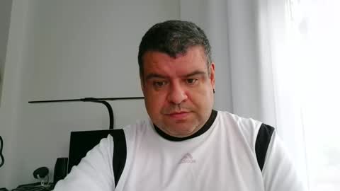 gomezgonz5 online show from September 20, 12:28 pm