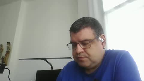 gomezgonz5 online show from September 25, 11:36 am