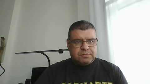 gomezgonz5 online show from September 29, 12:10 pm