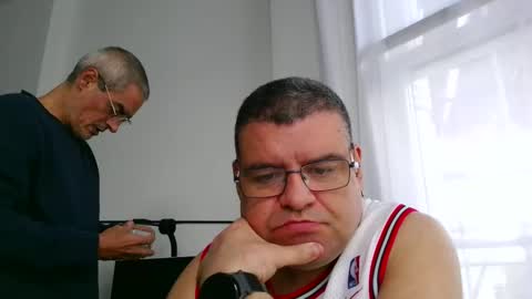gomezgonz5 online show from October 4, 10:57 am